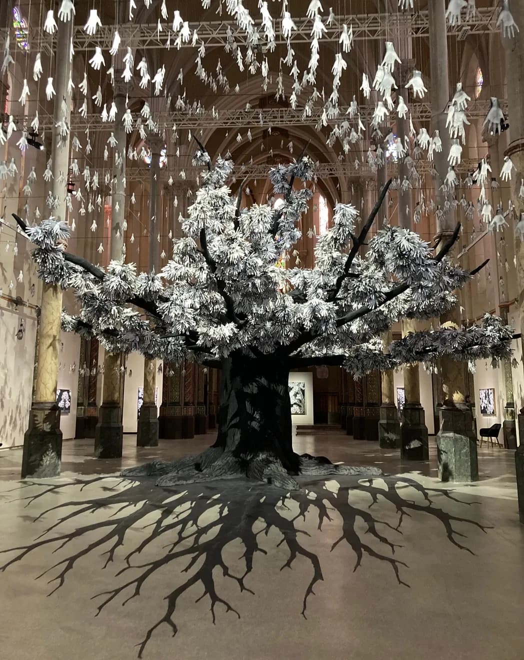 Arbre de mains
